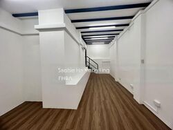 Geylang Road (D14), Shop House #472602911